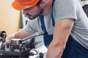 F labbe recherche un metallier